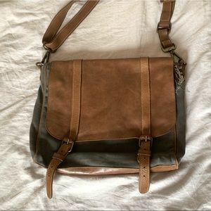 Roots computer bag